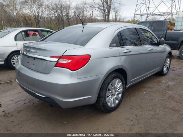 1C3CCBAB1EN123594 Chrysler 200 LX