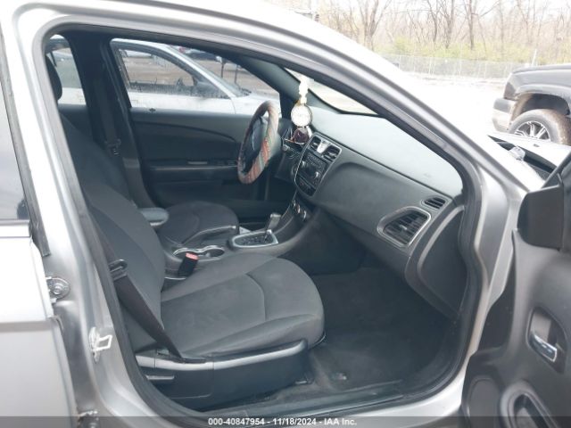 1C3CCBAB1EN123594 Chrysler 200 LX
