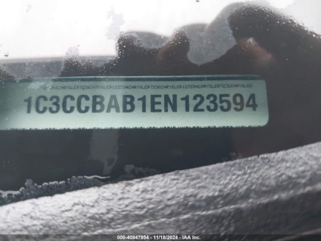 1C3CCBAB1EN123594 Chrysler 200 LX