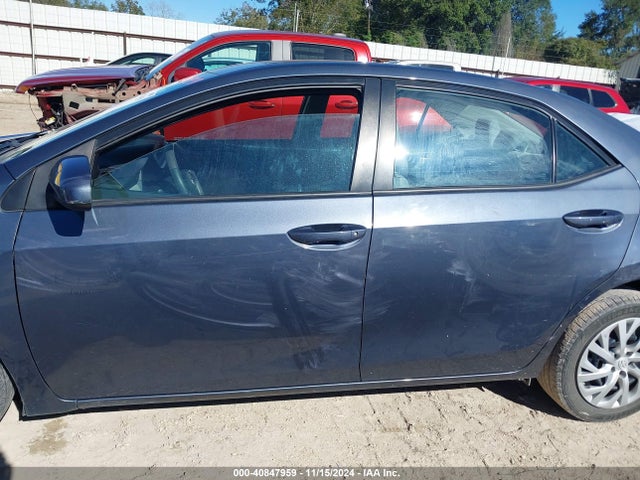 5YFBURHE0HP633147 Toyota COROLLA LE