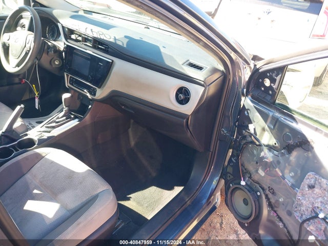 5YFBURHE0HP633147 Toyota COROLLA LE