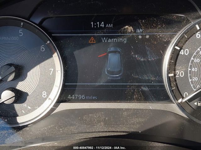 3PCAJ5M17KF104247 Infiniti Qx50 Essential