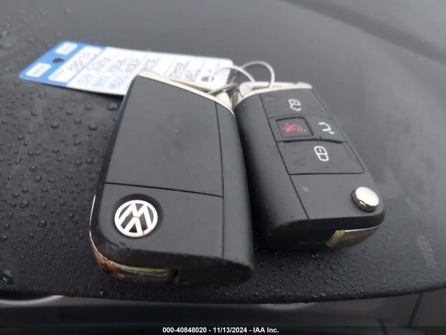 3VWC17AU3GM522730 Volkswagen Golf Sportwagen Tsi Limited Edition