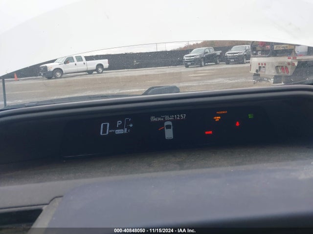 JTDKDTB3XF1113978 Toyota Prius C Two