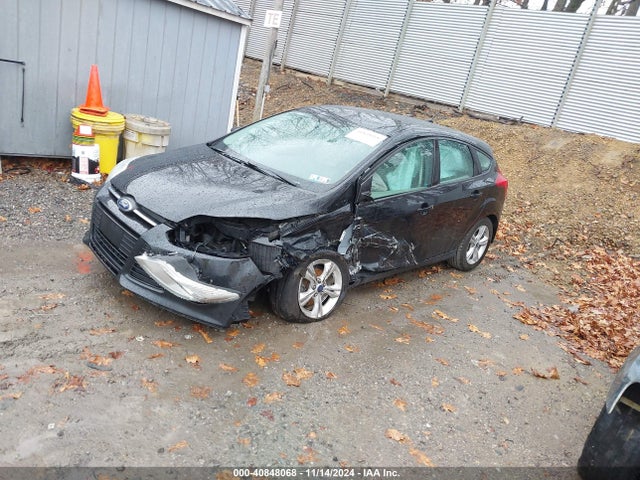 Ford FOCUS SE 2014 1FADP3K2XEL103080 Image 2