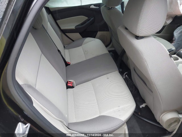 Ford FOCUS SE 2014 1FADP3K2XEL103080 Image 8