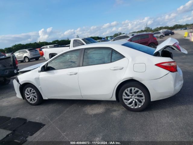 5YFBURHE5JP841045 Toyota COROLLA LE