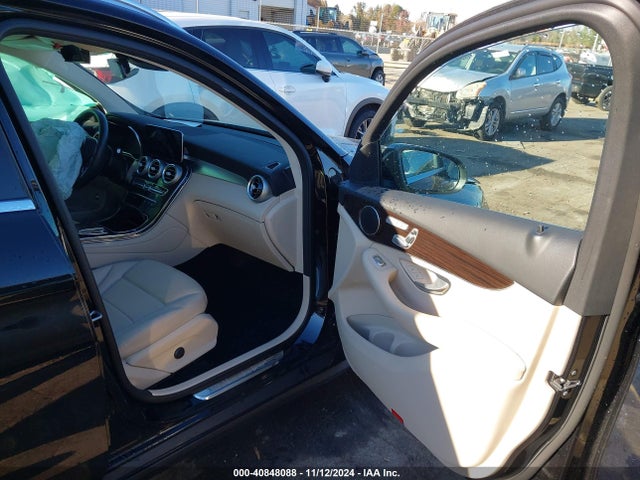 W1N0G8EB0NV392016 Mercedes-Benz Glc 300 4matic Suv