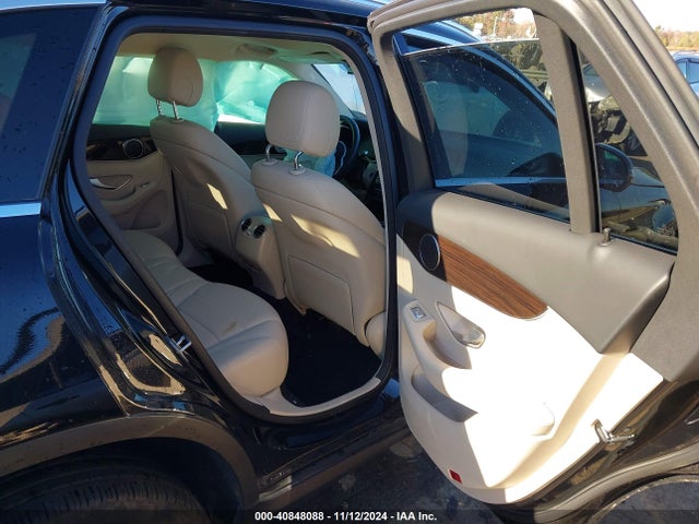 W1N0G8EB0NV392016 Mercedes-Benz Glc 300 4matic Suv