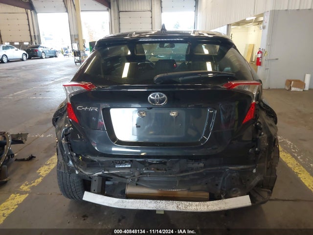 JTNKHMBX3M1107168 Toyota C-HR XLE