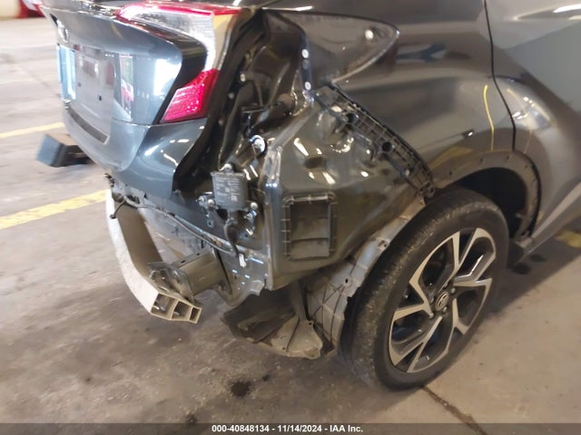JTNKHMBX3M1107168 Toyota C-HR XLE