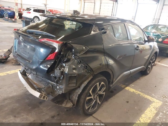 JTNKHMBX3M1107168 Toyota C-HR XLE