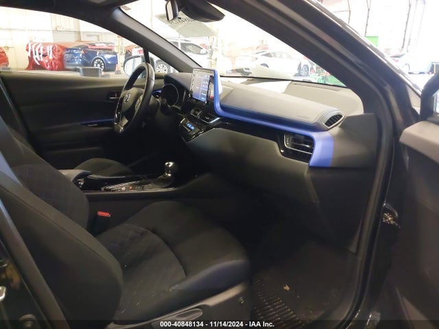 JTNKHMBX3M1107168 Toyota C-HR XLE