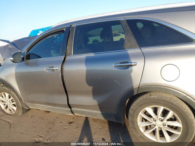 5XYPG4A50JG387396 KIA Sorento 3.3l Lx
