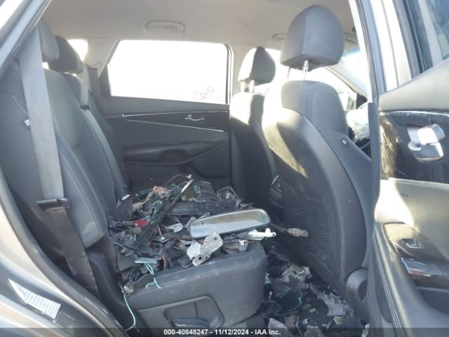 5XYPG4A50JG387396 KIA Sorento 3.3l Lx
