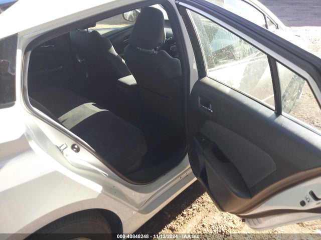 Toyota Prius Two 2016 JTDKBRFUXG3022193 Image 8