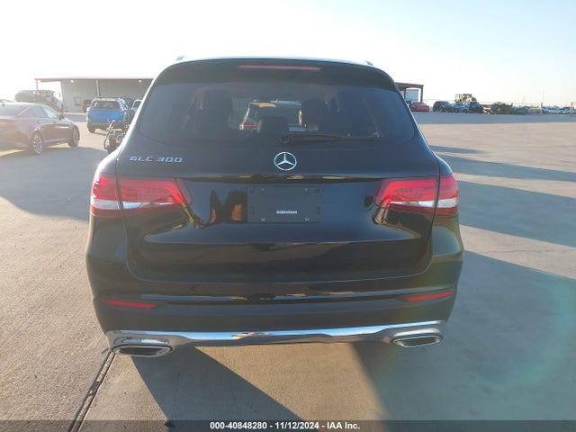 WDC0G4JB5KV141620 Mercedes-Benz GLC 300