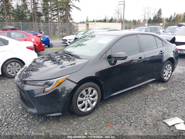 Toyota COROLLA LE 2022 5YFEPMAEXNP279876 Image 2