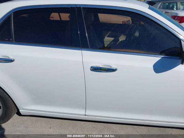 Chrysler 300C 2016 2C3CCAEG6GH189764 Image 13