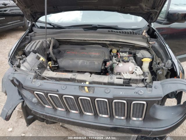 ZACCJBBB8HPF89308 Jeep Renegade Latitude 4x4