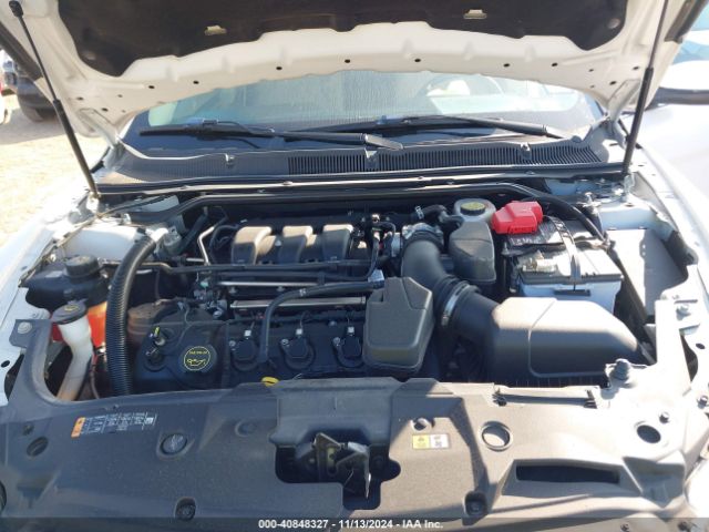 1FAHP2E89JG132665 Ford TAURUS SEL