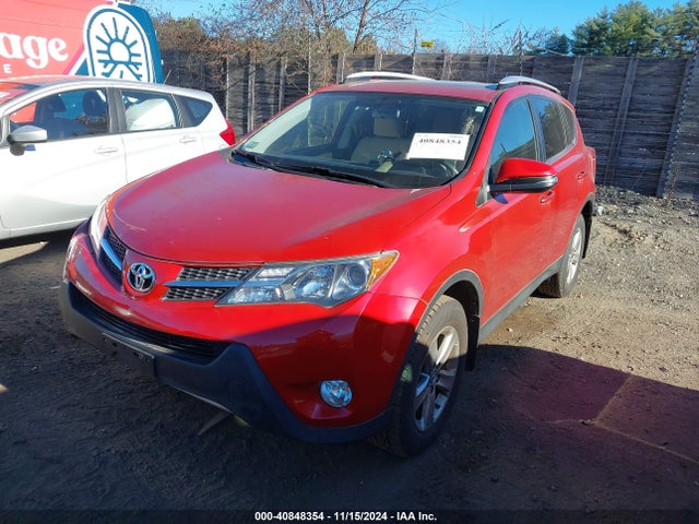 Toyota Rav4 Xle 2015 JTMRFREV8FJ020532 Image 2