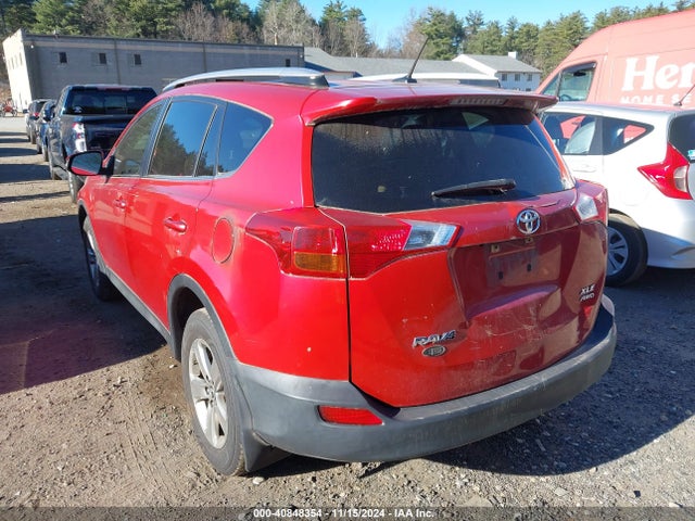 Toyota Rav4 Xle 2015 JTMRFREV8FJ020532 Image 3