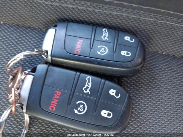 Продаж на аукціоні авто 2016 Dodge Charger Sxt, vin: 2C3CDXHG1GH179011, номер лоту: 40848359