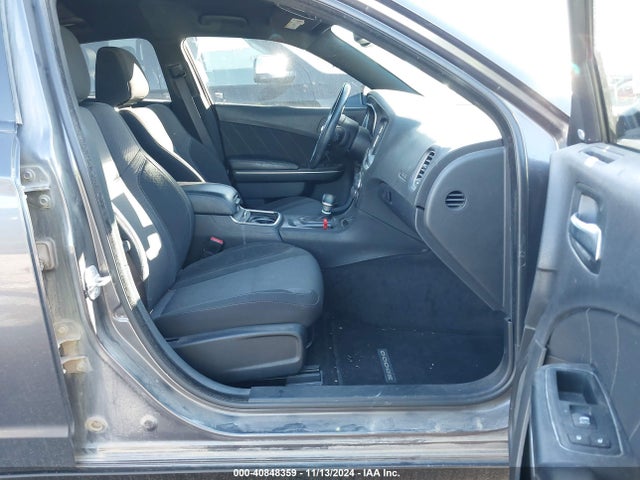 Продаж на аукціоні авто 2016 Dodge Charger Sxt, vin: 2C3CDXHG1GH179011, номер лоту: 40848359
