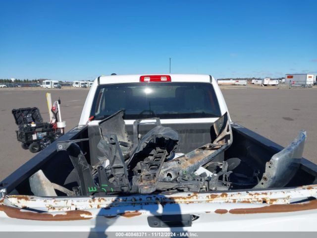1C6RR7KT8KS598852 RAM 1500 Classic Tradesman  4x4 5'7 Box