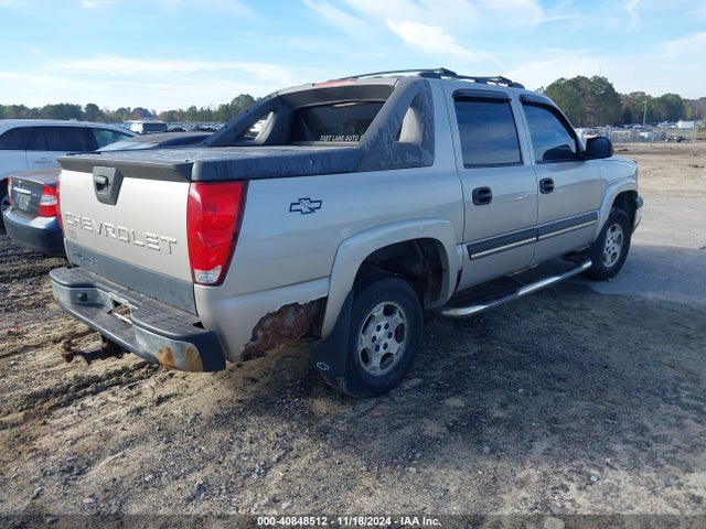 2005 CHEVROLET AVALANCHE 3GNEC12T35G295325 Photo 3