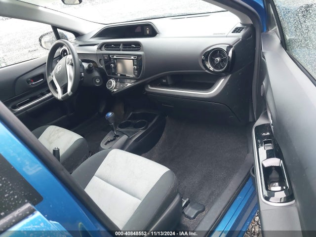 JTDKDTB36F1113346 Toyota Prius C Two