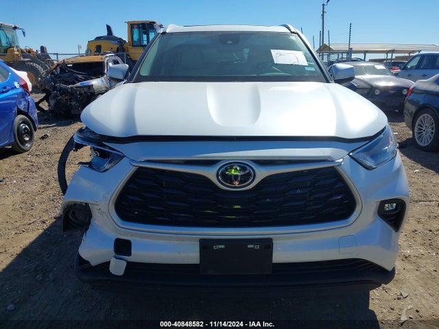 Toyota Highlander Xle 2023 5TDKDRAH3PS007392 Image 13