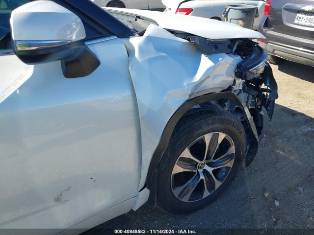 Toyota Highlander Xle 2023 5TDKDRAH3PS007392 Image 12