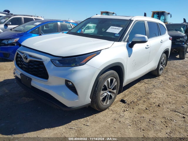 Toyota Highlander Xle 2023 5TDKDRAH3PS007392 Image 2