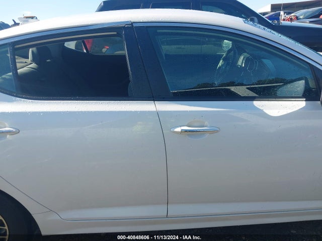 KIA Optima Lx 2015 KNAGM4A77F5662270 Image 13
