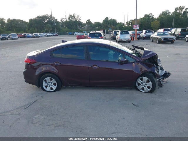KIA FORTE LX 2018 3KPFL4A70JE185390 Image 13