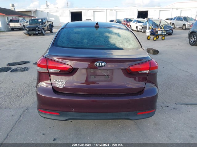 KIA FORTE LX 2018 3KPFL4A70JE185390 Image 16