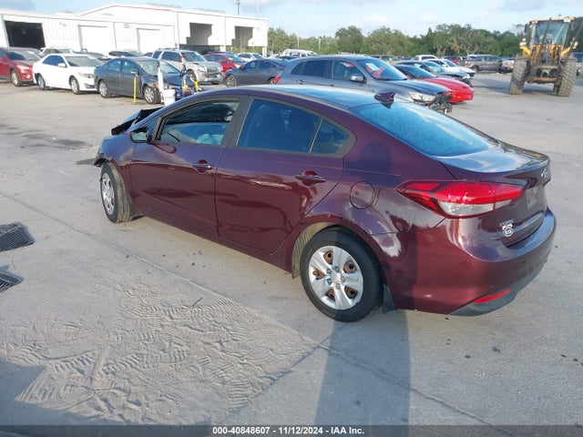 KIA FORTE LX 2018 3KPFL4A70JE185390 Image 3
