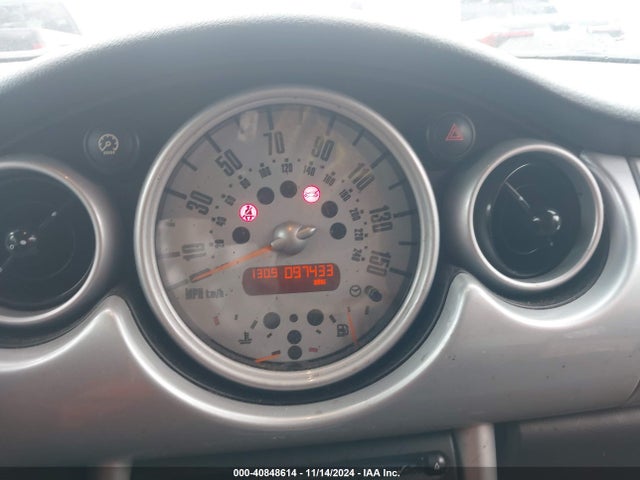 2005 MINI COOPER WMWRF33495TF61499 Photo 6