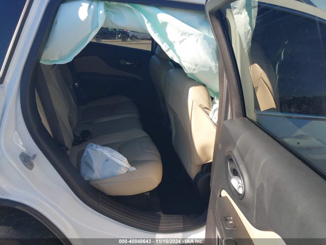 1C4PJMDB2FW716306 Jeep Cherokee Limited