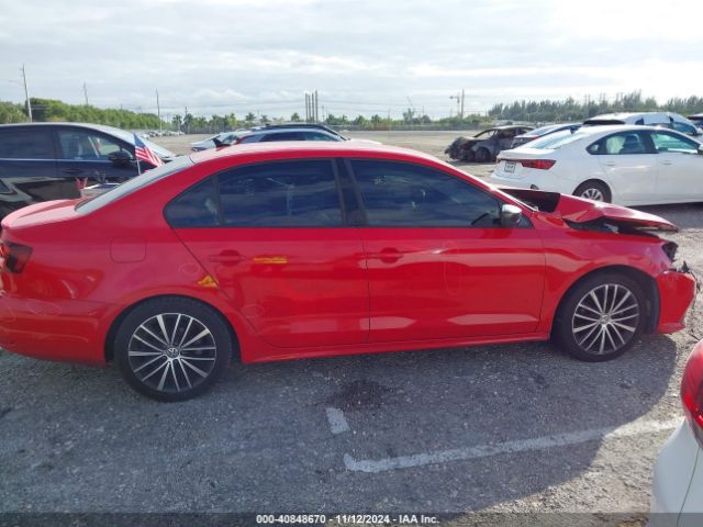 3VWD17AJ4GM374209 Volkswagen Jetta 1.8t Sport