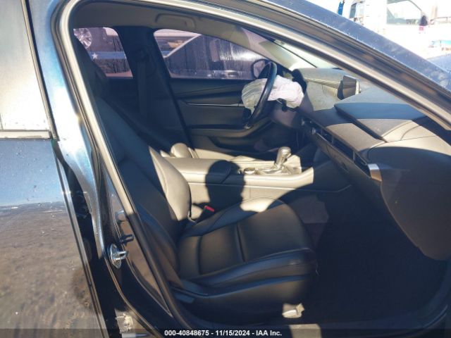 JM1BPABL0M1316869 Mazda Mazda3 Select