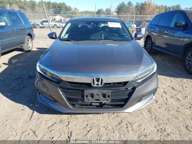 1HGCV1F96JA105780 Honda Accord Touring