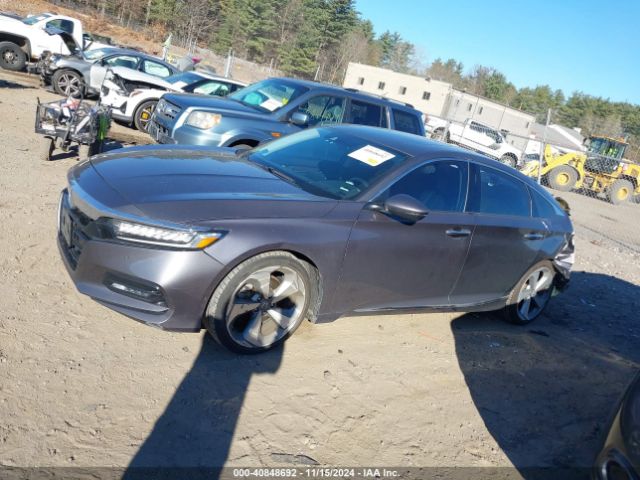 1HGCV1F96JA105780 Honda Accord Touring