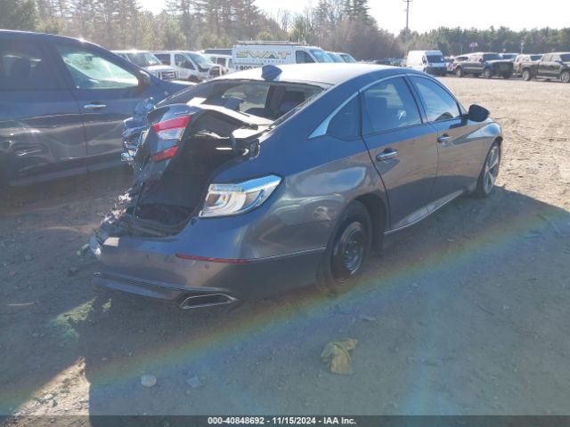 1HGCV1F96JA105780 Honda Accord Touring