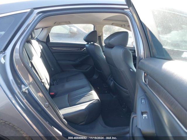 1HGCV1F96JA105780 Honda Accord Touring