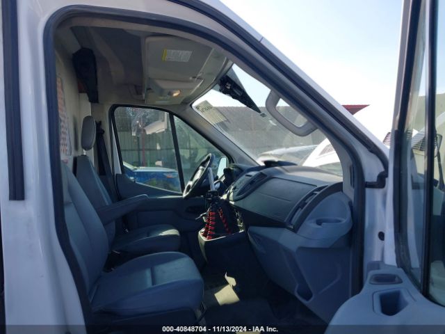 1FTYE2CM0JKB24810 Ford Transit-150