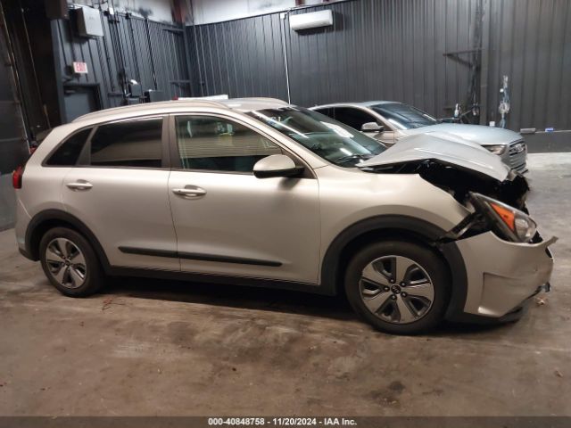 KNDCB3LC2K5231437 KIA NIRO LX