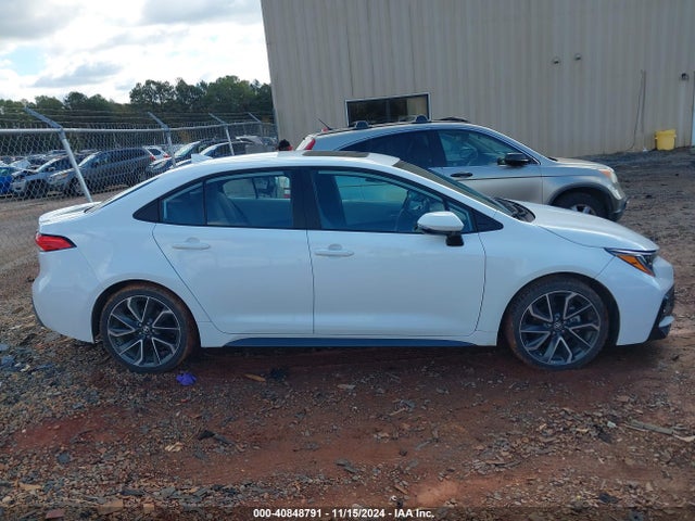 Toyota COROLLA SE 2022 5YFP4MCE7NP133031 Image 13